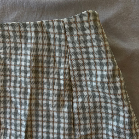 plaid skirt - Picture 3 of 4